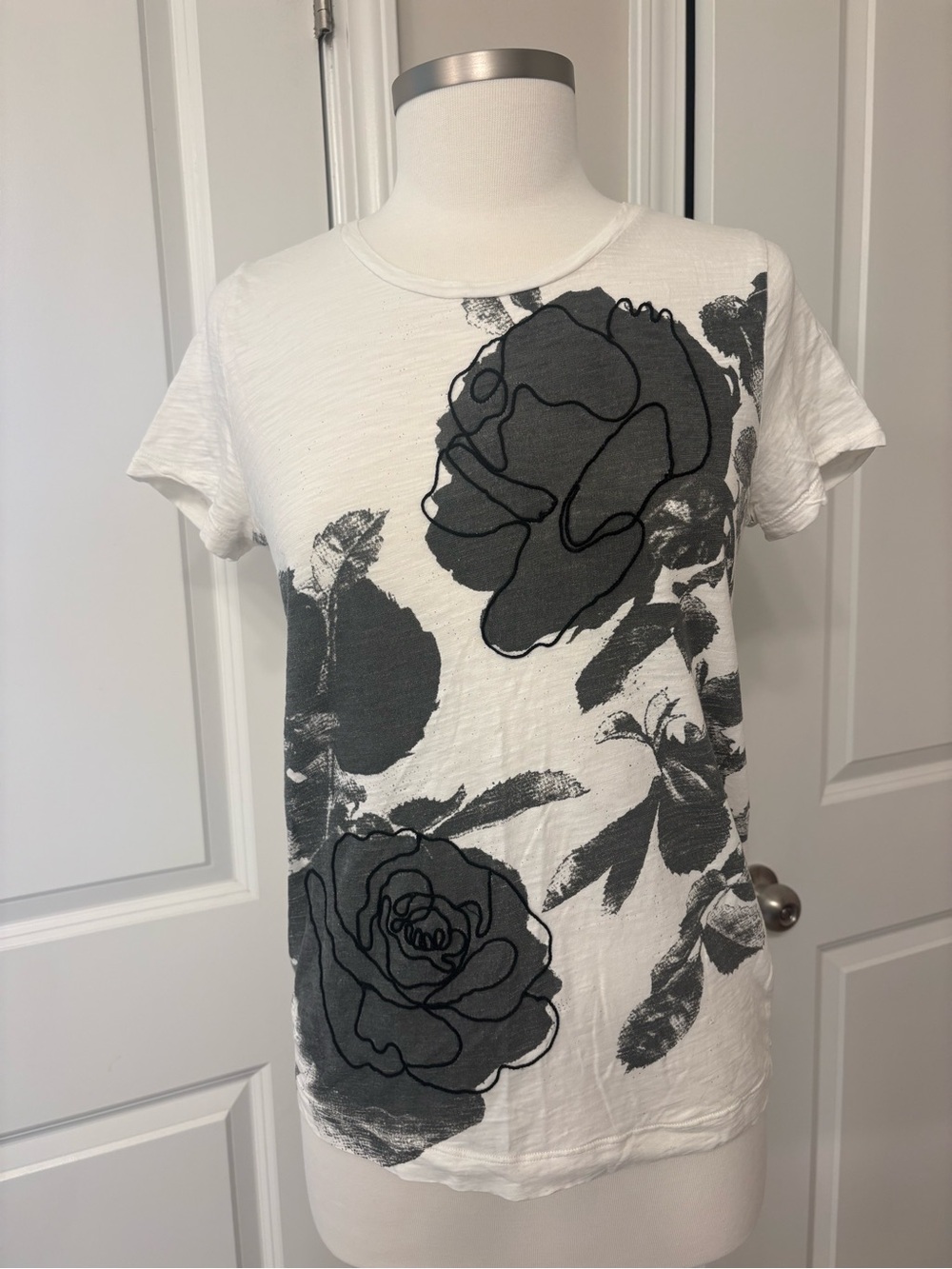 J.Crew Embroidered Tee Size Medium